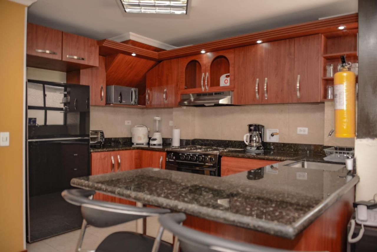 Calle 8 Suites Medellín Dış mekan fotoğraf