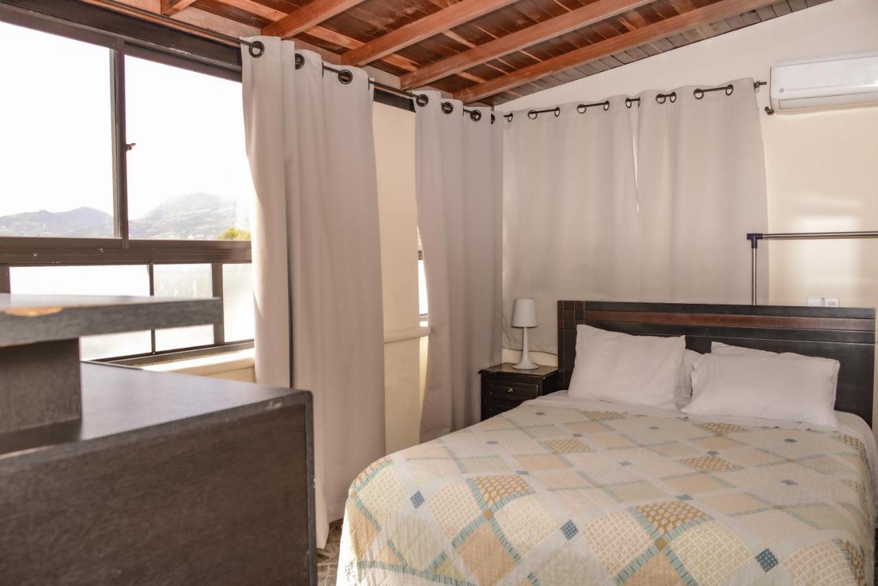 Calle 8 Suites Medellín Dış mekan fotoğraf