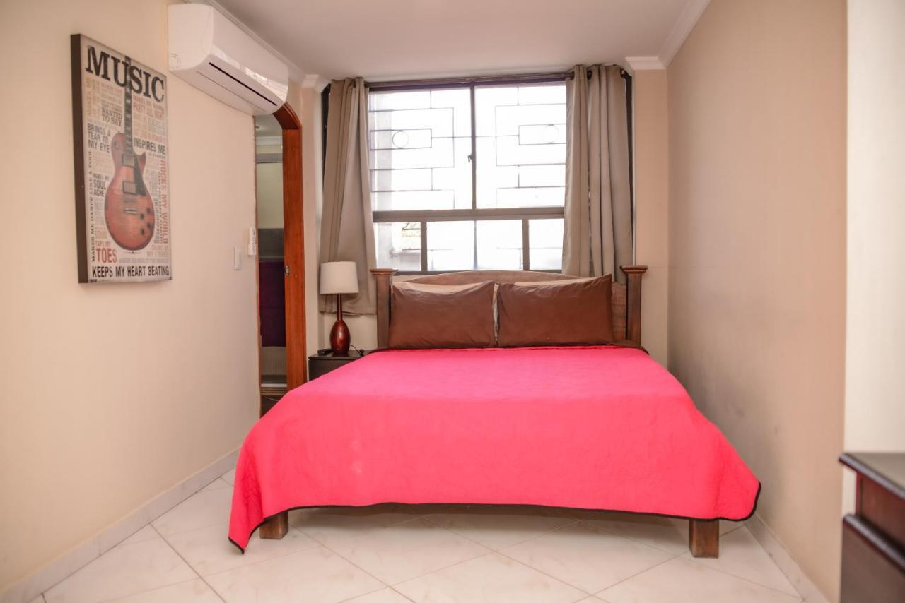 Calle 8 Suites Medellín Dış mekan fotoğraf