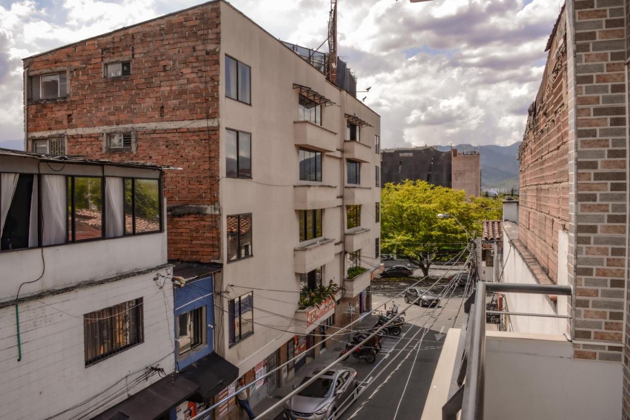 Calle 8 Suites Medellín Dış mekan fotoğraf