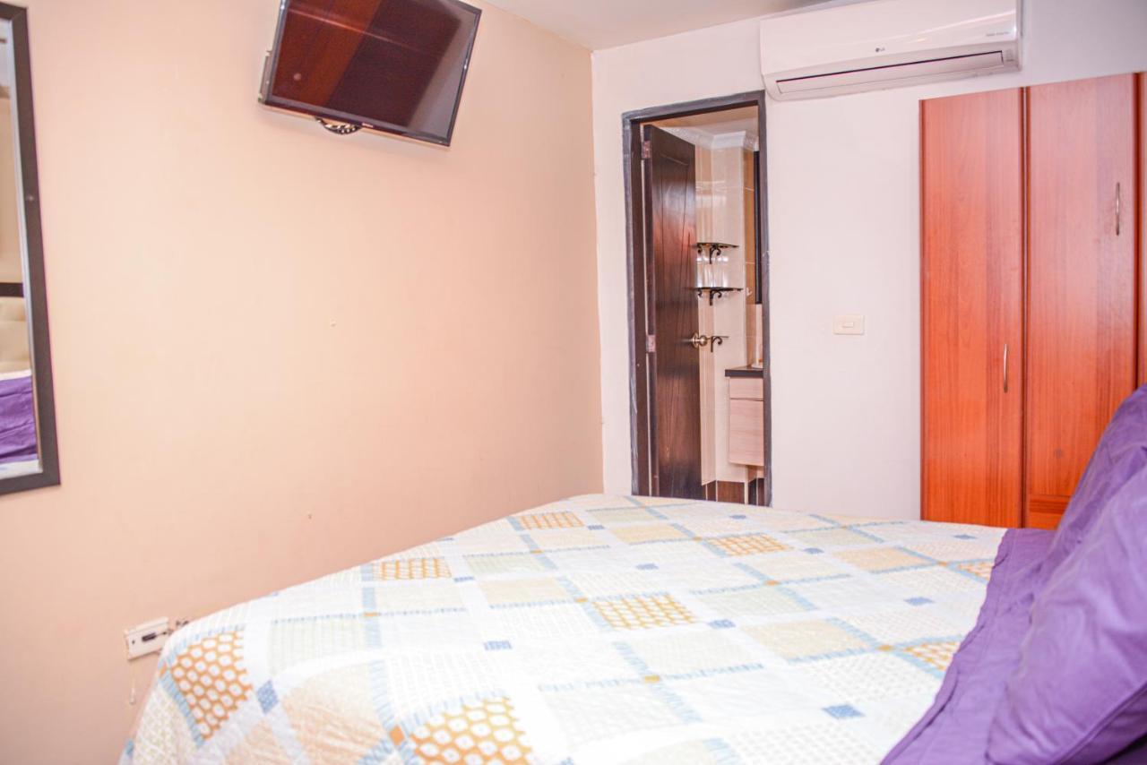 Calle 8 Suites Medellín Dış mekan fotoğraf