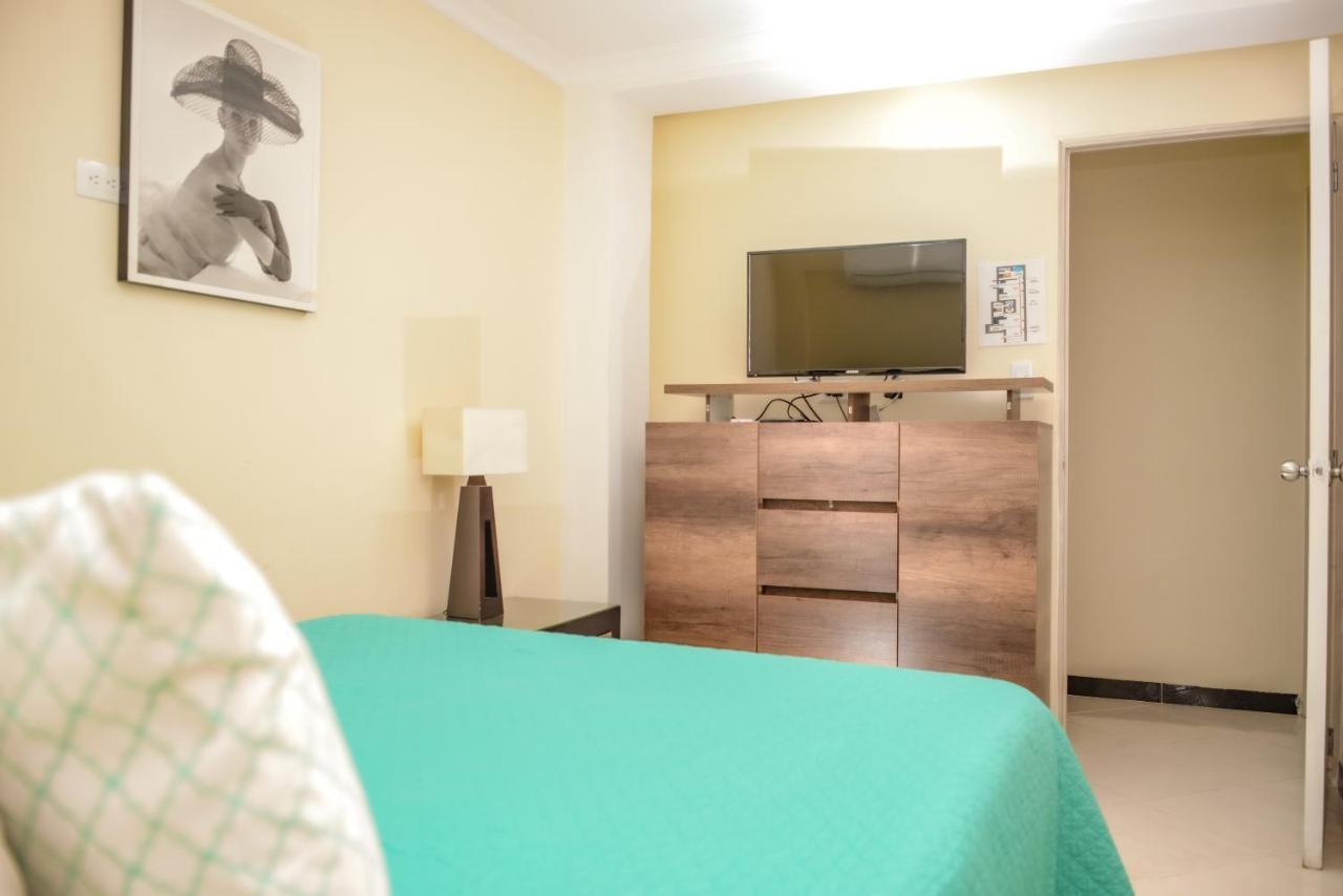 Calle 8 Suites Medellín Dış mekan fotoğraf