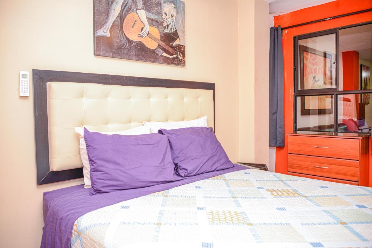 Calle 8 Suites Medellín Dış mekan fotoğraf
