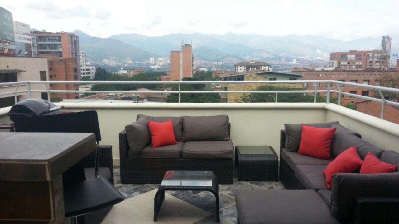 Calle 8 Suites Medellín Dış mekan fotoğraf